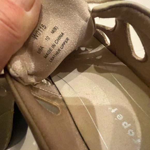 Women’s Propet Beige Lace-Up Leather Shoes Sandals - Picture 7 of 7